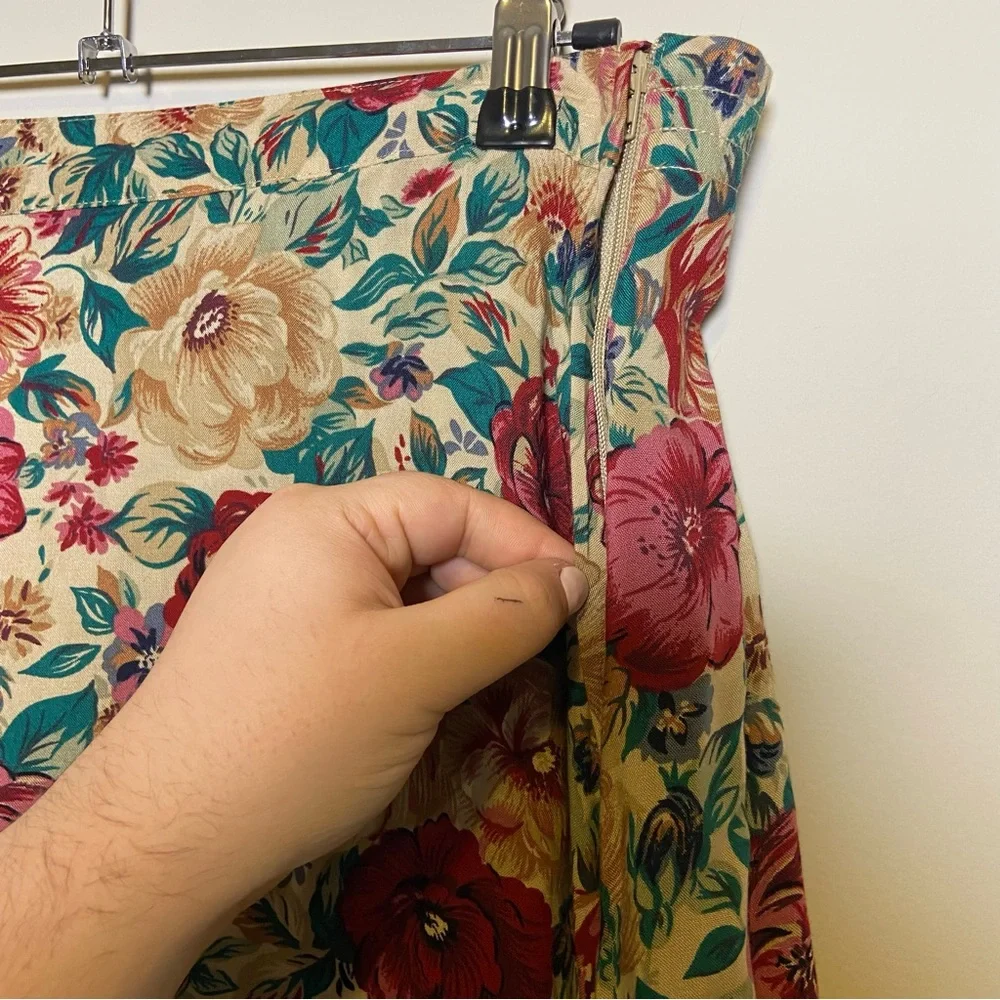 Vintage 90s Sag Harbor Floral Print Midi Skirt - Picture 3 of 7
